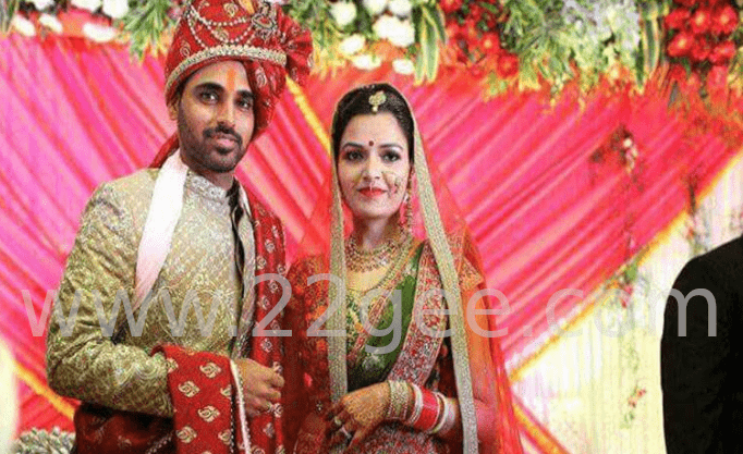 Crickter Bhuvaneshwar married to Nupur